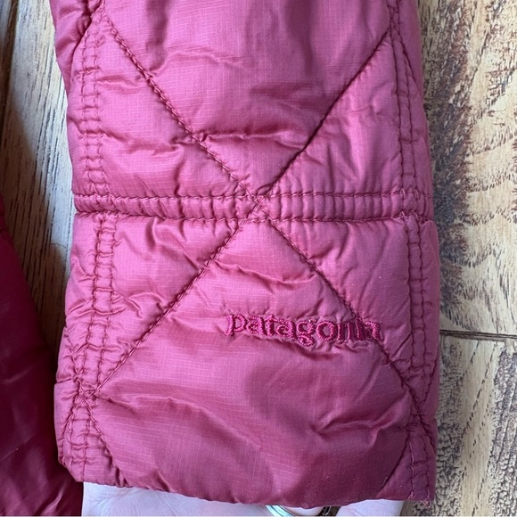Patagonia Women's Low Sky Dark Red Long Jacket Size XS - Picture 2 of 7